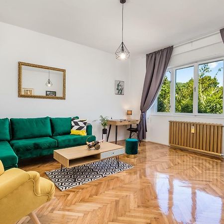 Family House Sara Villa Icici Ngoại thất bức ảnh